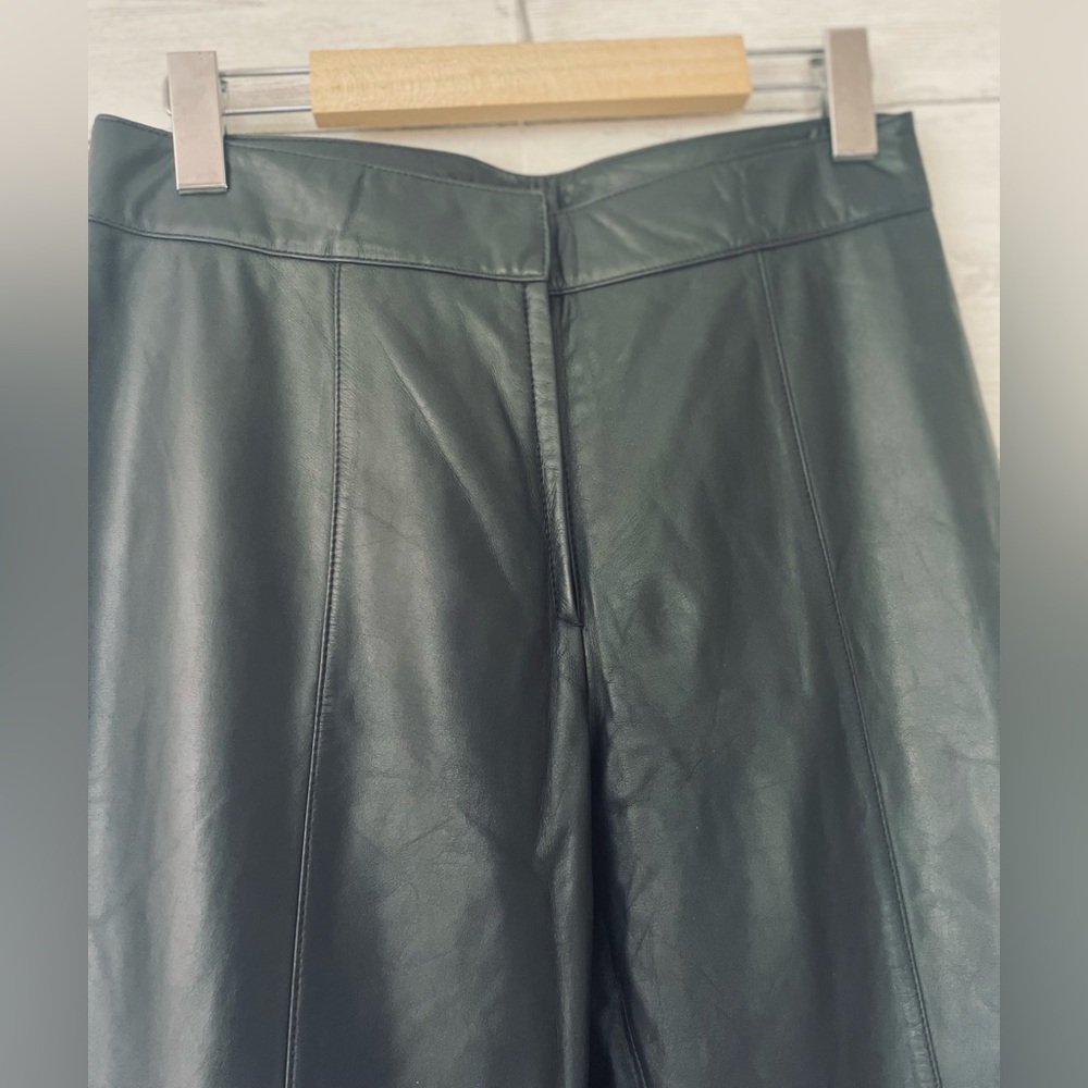 Danier black leather zip leg high waisted 
Slight flare sleek and gorgeous sz 4 - Picture 12 of 12